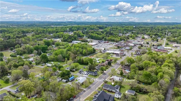 $399,900 | 271 North Main Street, Denton, NC 27239