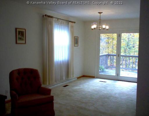 1822 Huber Road Charleston, WV 25314 - Photo 7 of 8 Dining Room.