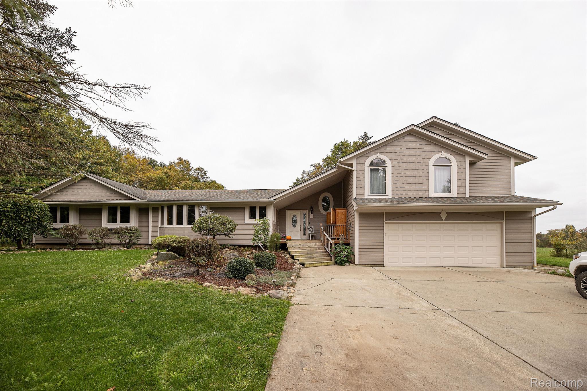 3887 Klam Road Columbiaville, MI 48421 - Photo 2 of 61 Gallery Image 2