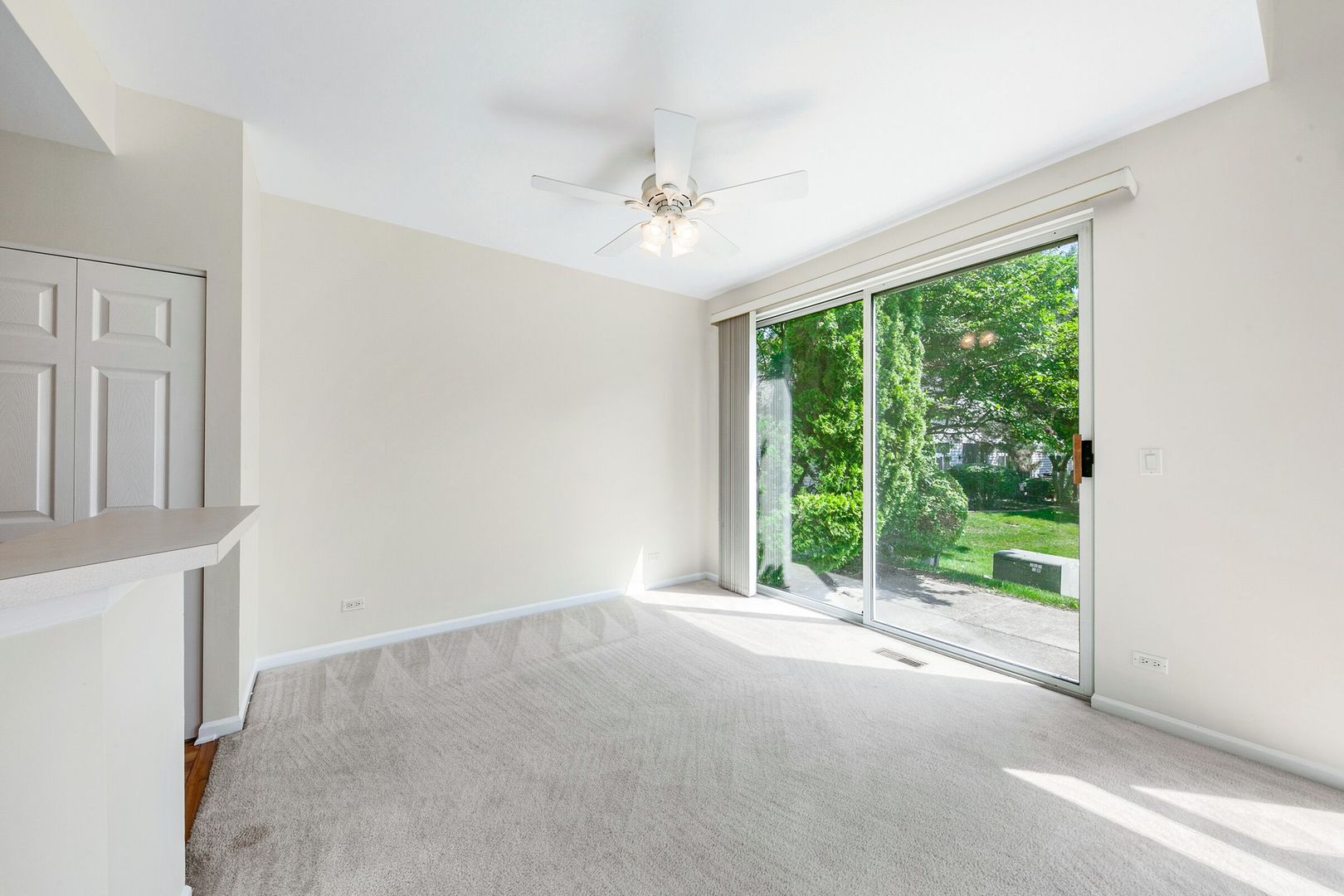 1074 Ripple Ridge Darien, IL 60561 - Photo 9 of 24