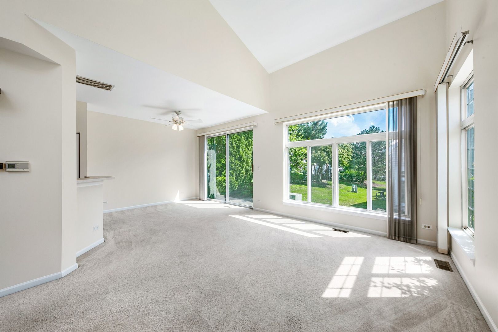 1074 Ripple Ridge Darien, IL 60561 - Photo 10 of 24