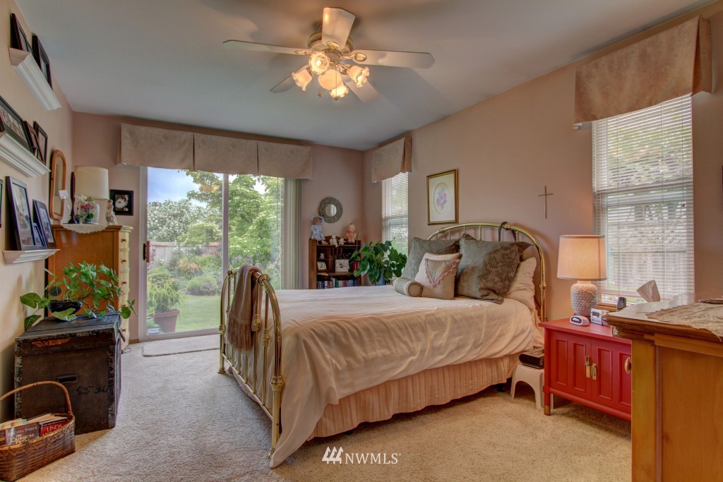 12208 Northeast 165th Place Bothell, WA 98011 - Photo 14 of 23 Gallery Image 14