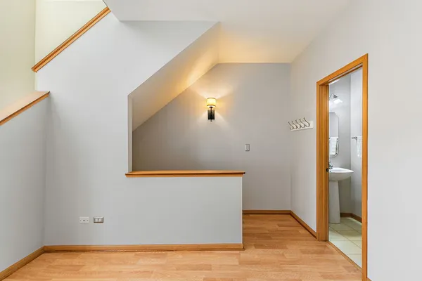 $265,000 | 614 Littleton Trail, Elgin, IL 60120
