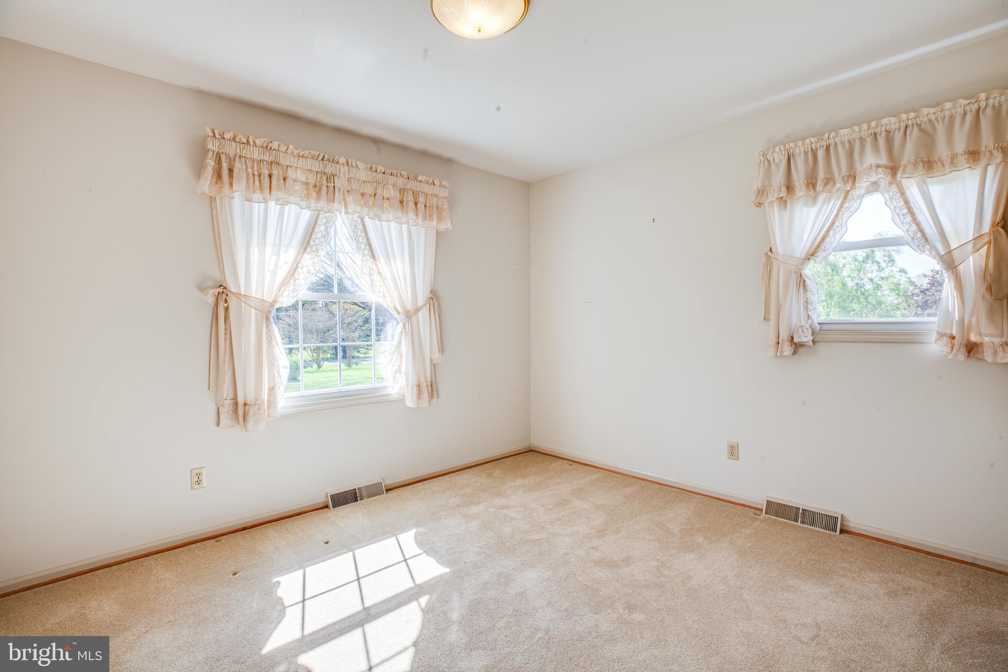 189 McCarty Road Fredericksburg, VA 22405 - Photo 12 of 40 Gallery Image 12