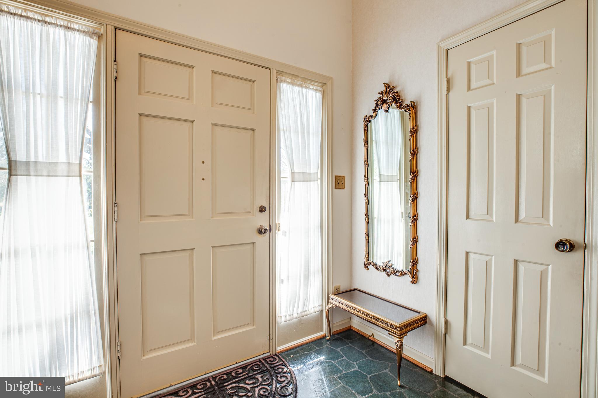 189 McCarty Road Fredericksburg, VA 22405 - Photo 7 of 40 Gallery Image 7