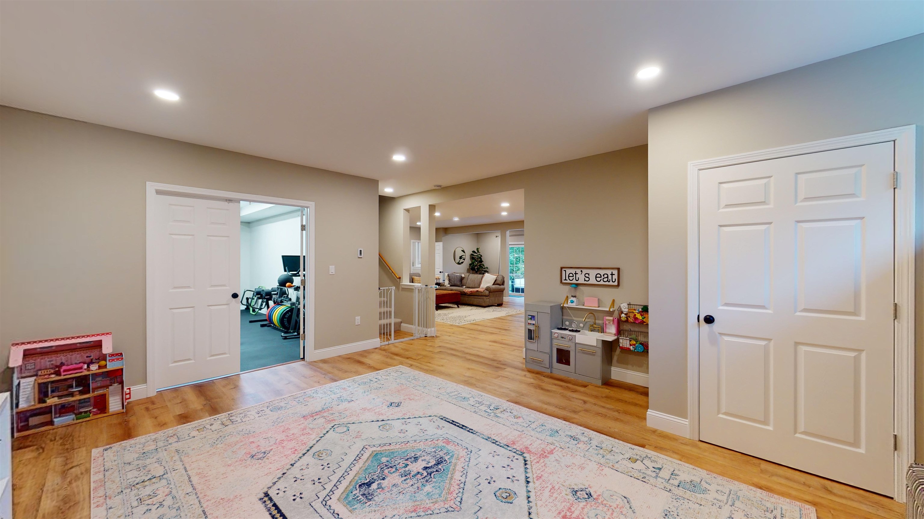 2 Floral Street Windham, NH 03087 - Photo 20 of 39