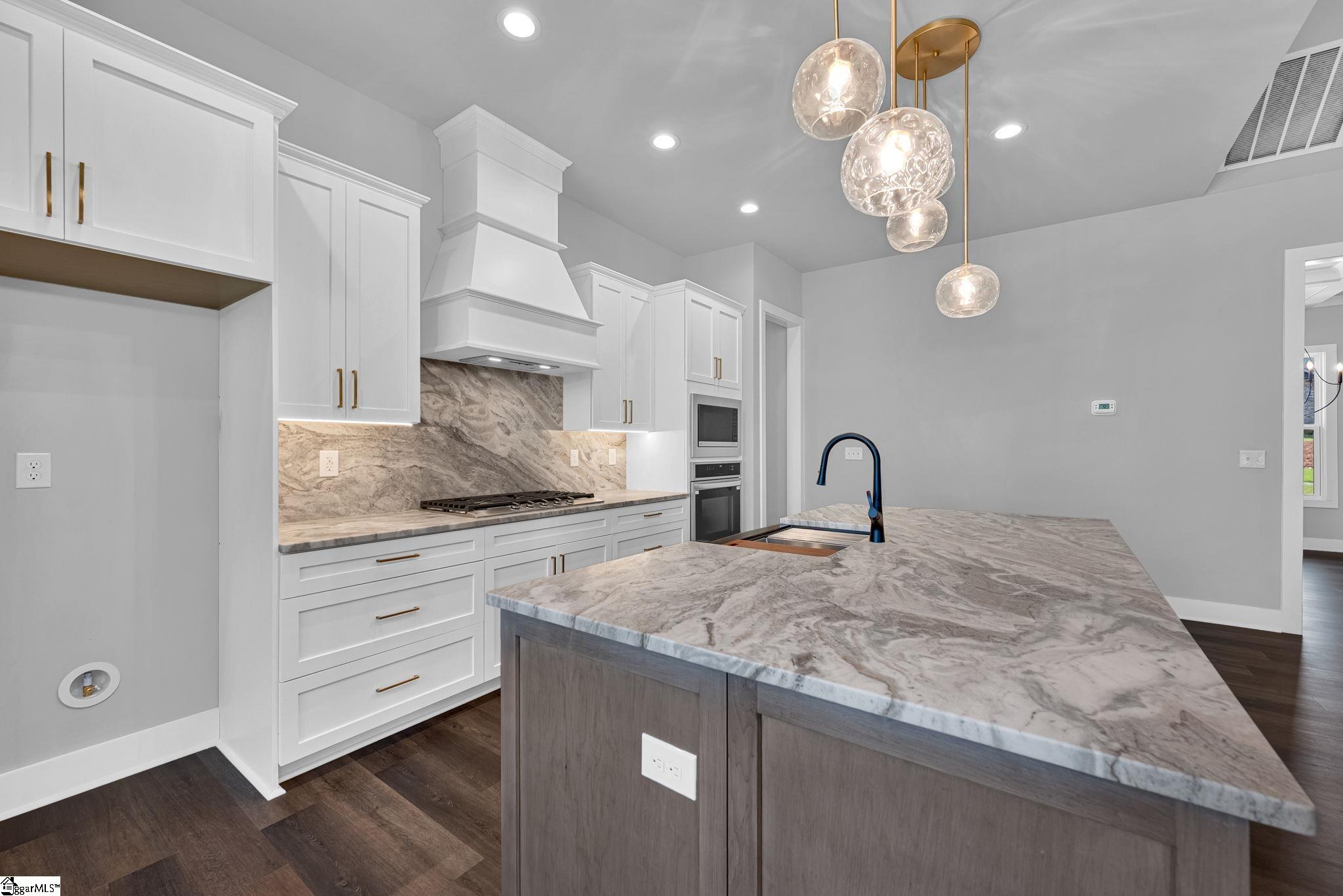 1027 Tuscany Drive Anderson, SC 29621 - Photo 11 of 46