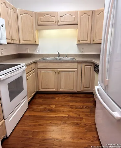 $19,500 | 1 Towers Park Lane, Unit 504, San Antonio, TX 78209