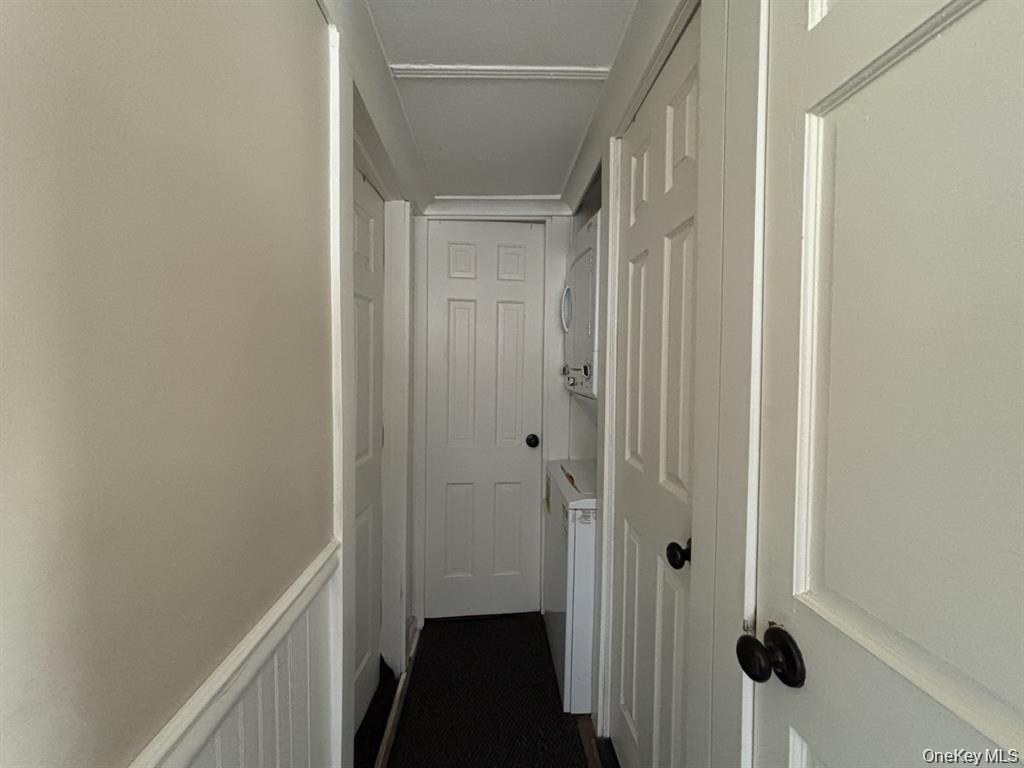 150 Main Street, Unit 57 Islip, NY 11751 - Photo 4 of 5 a view of a bathroom
