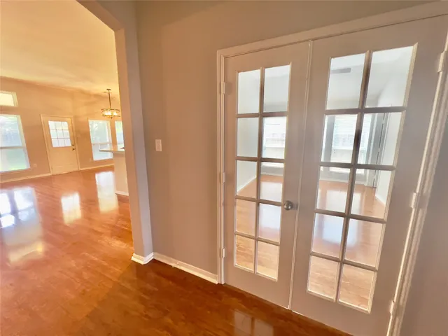 $2,100 | 9912 Western Ridge Way, Conroe, TX 77385