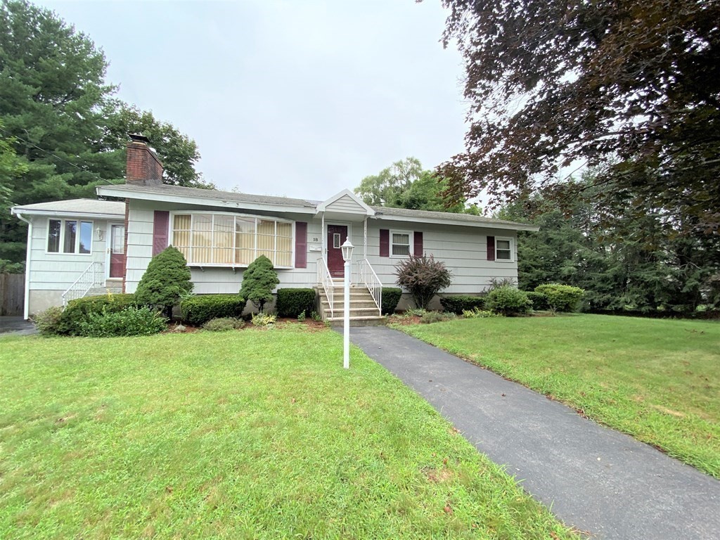 18 Laurine Road Saugus, MA 01906 - Photo 4 of 4 Gallery Image 4