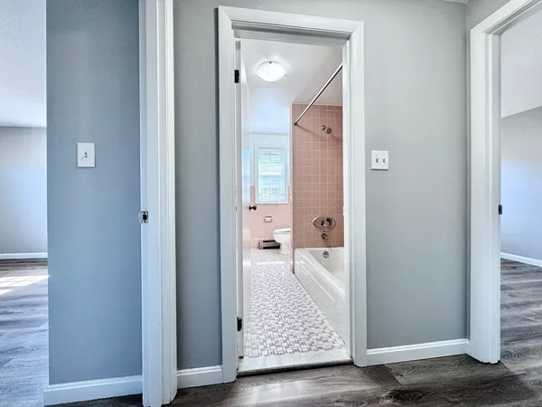 $2,500 | 2 Old Colony Lane, Unit 5, Arlington, MA 02476