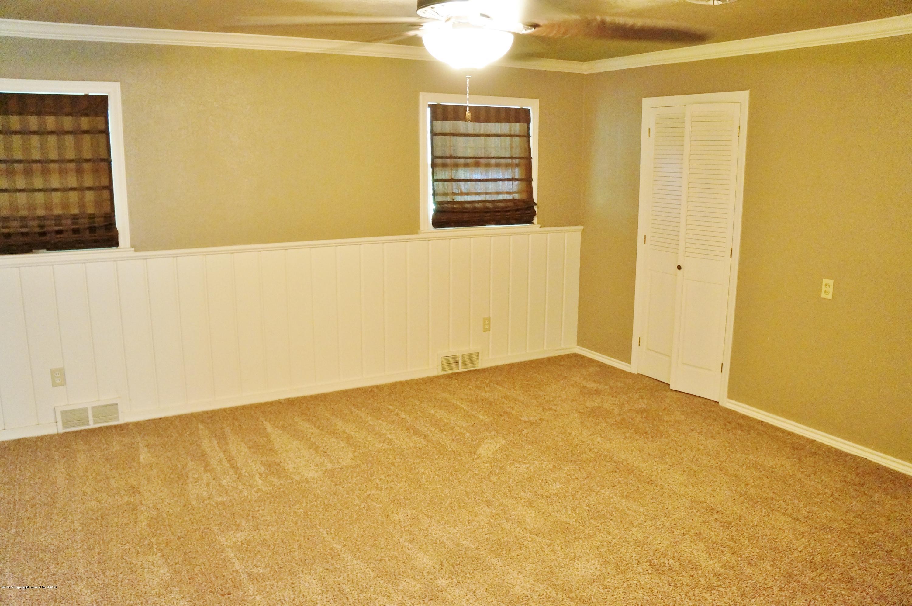 4208 Gem Lake Road Amarillo, TX 79106 - Photo 15 of 28 Master Bedroom (2)