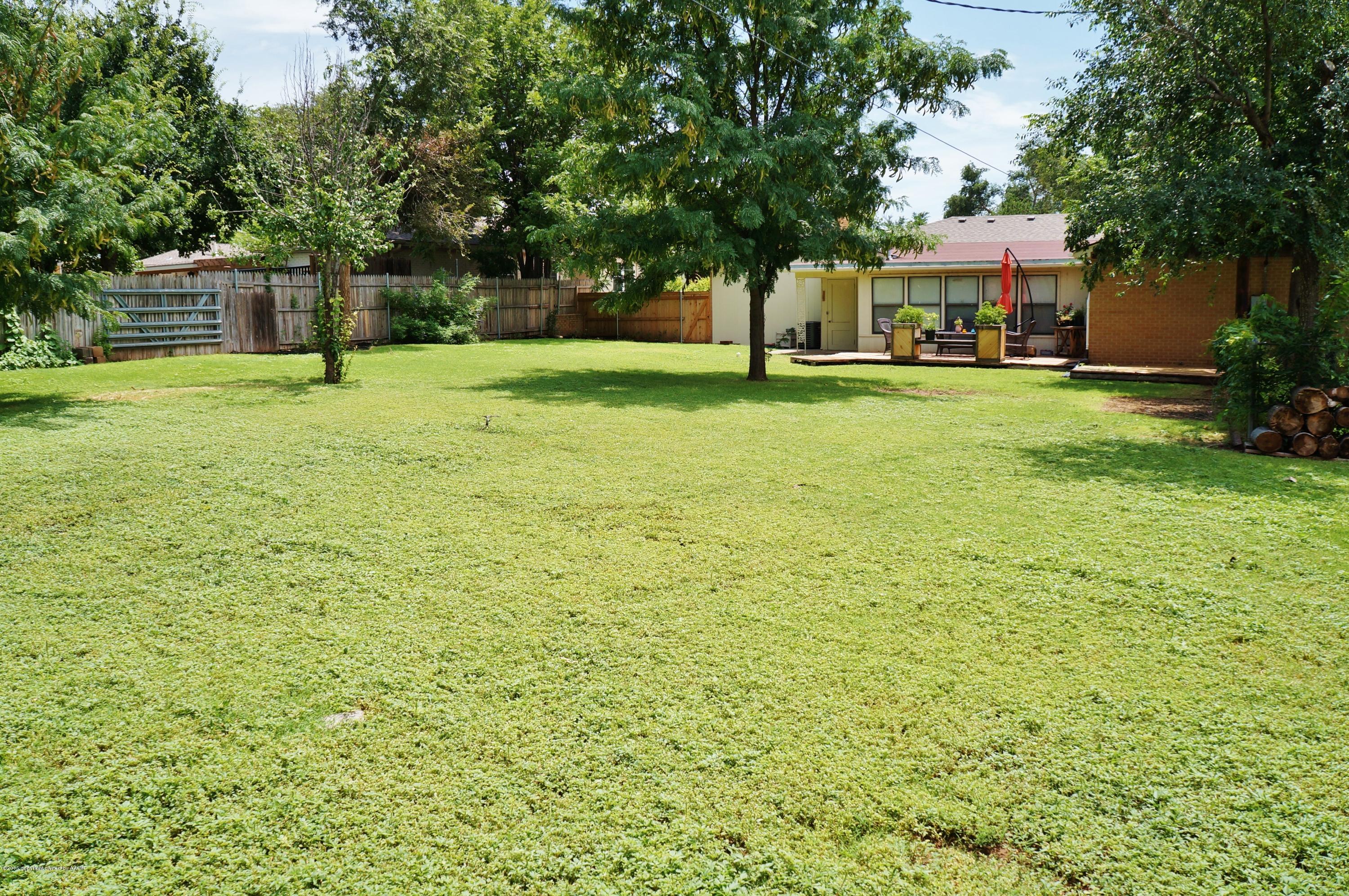4208 Gem Lake Road Amarillo, TX 79106 - Photo 26 of 28 Backyard (2)