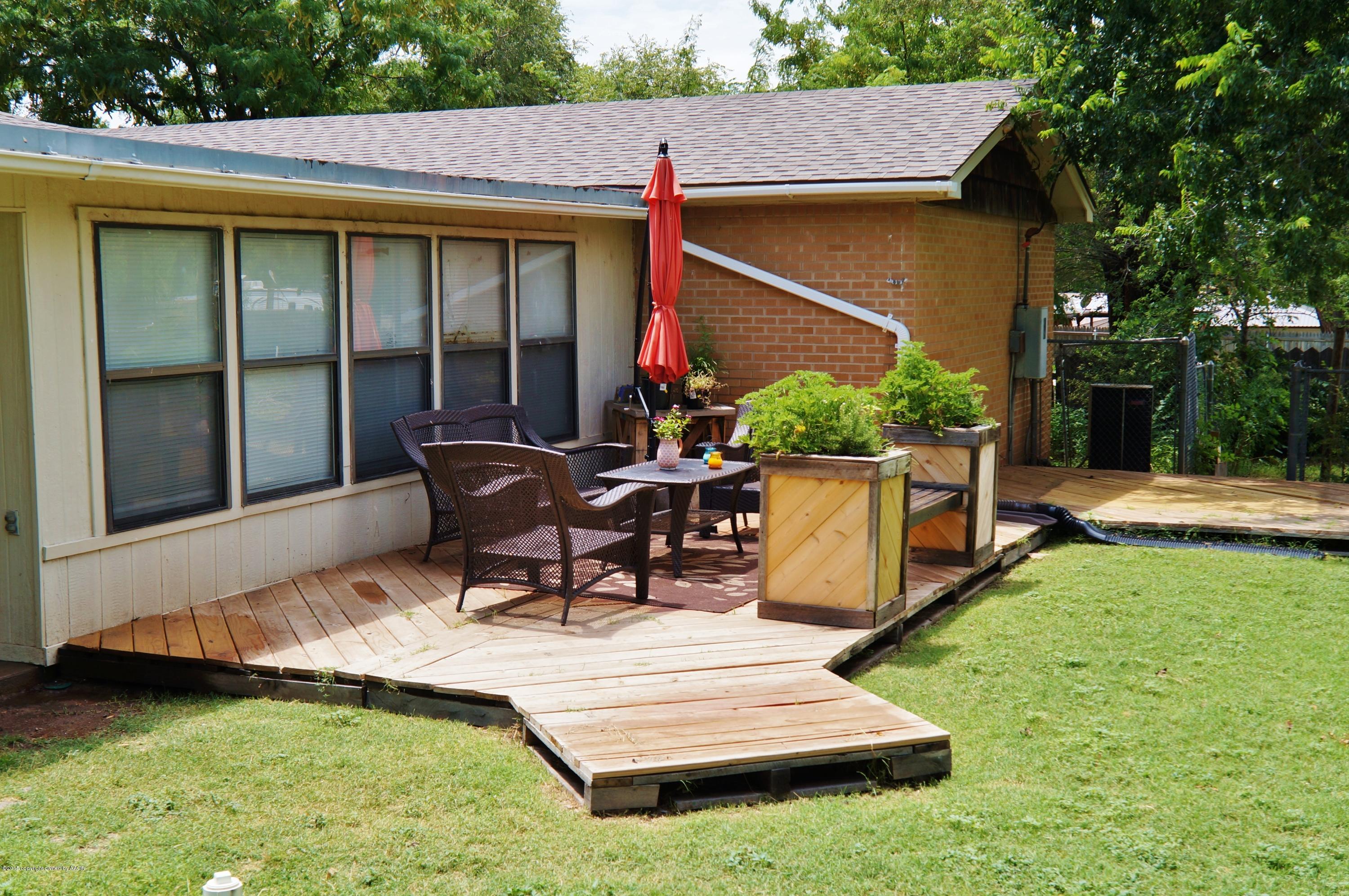 4208 Gem Lake Road Amarillo, TX 79106 - Photo 28 of 28 Deck