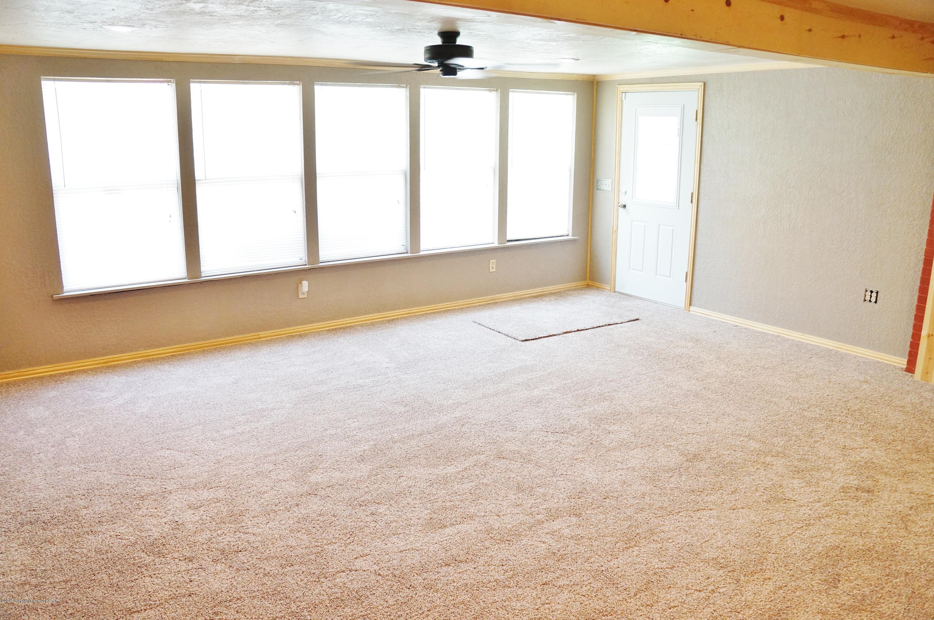 4208 Gem Lake Road Amarillo, TX 79106 - Photo 10 of 28 3rd Living Area