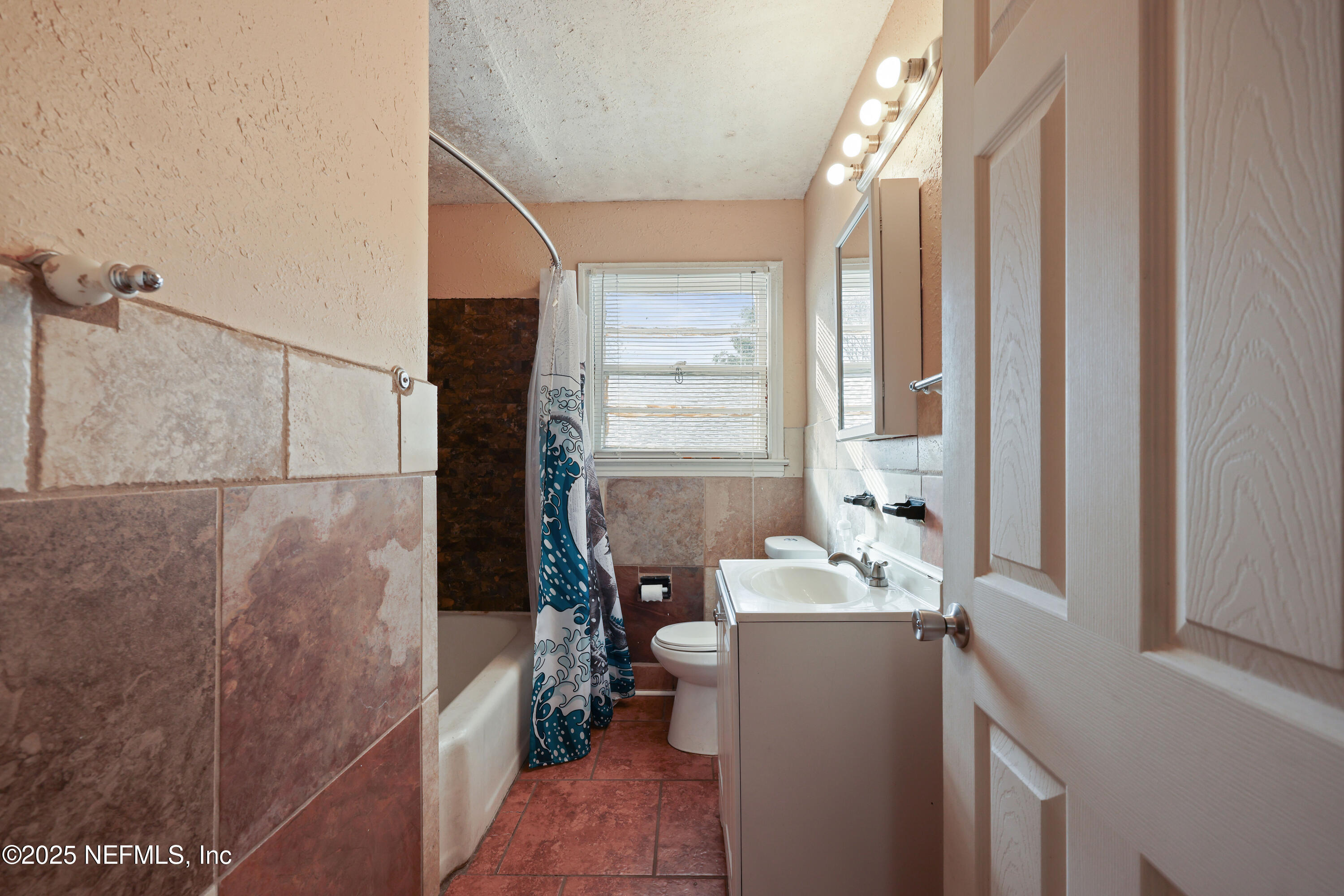 3527 Oleander Street Jacksonville, FL 32254 - Photo 20 of 33 Bathroom