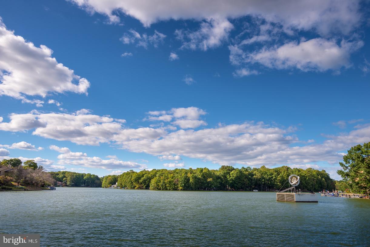 11726 Paysons Way Reston, VA 20191 - Photo 13 of 13 Relax at one of Reston's four lakes