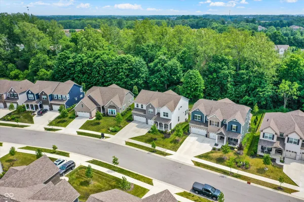$699,900 | 5349 Landing Place Lane, Noblesville, IN 46062