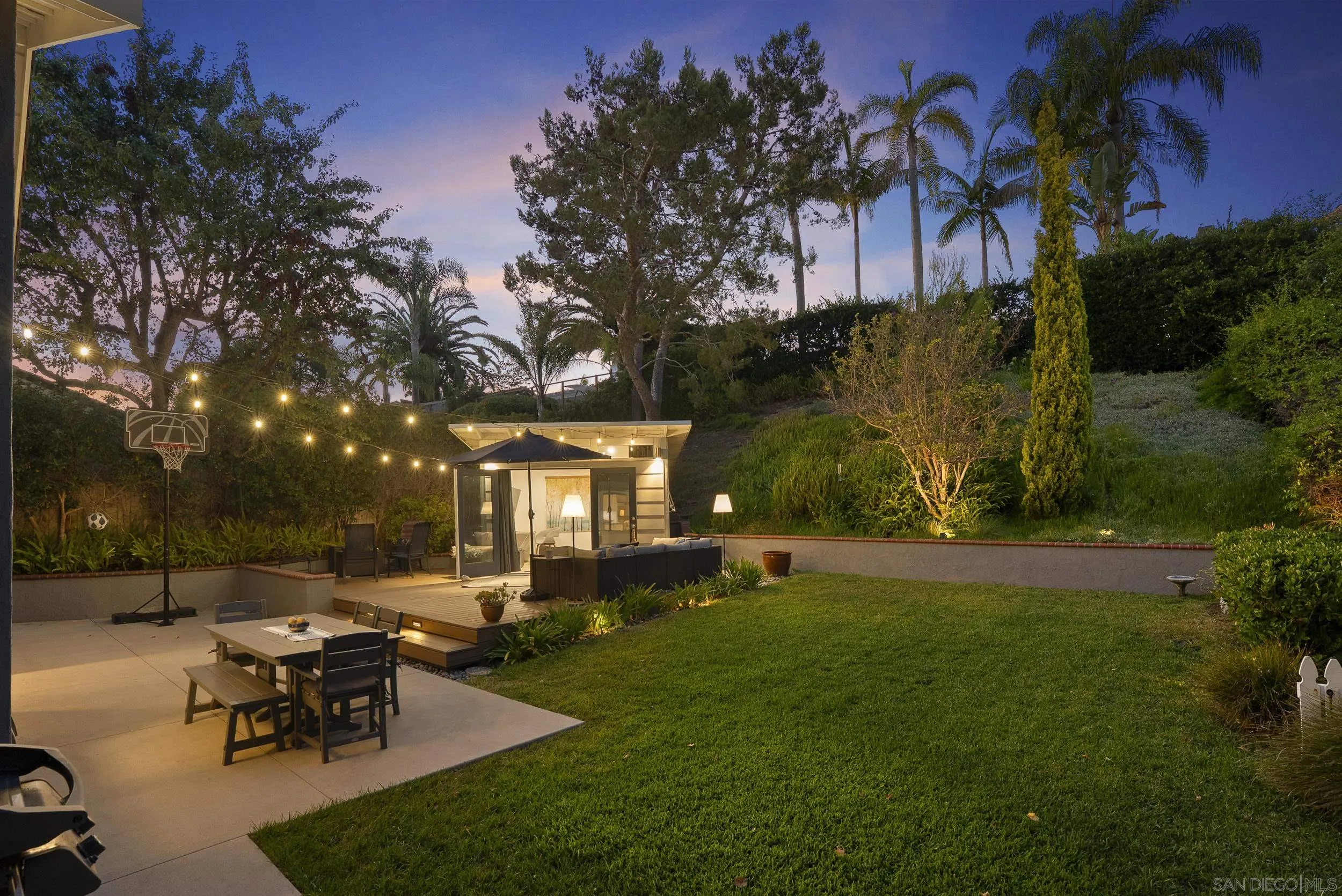 1655 Splitrail Drive Encinitas, CA 92024 - Photo 36 of 43 Gallery Image 36