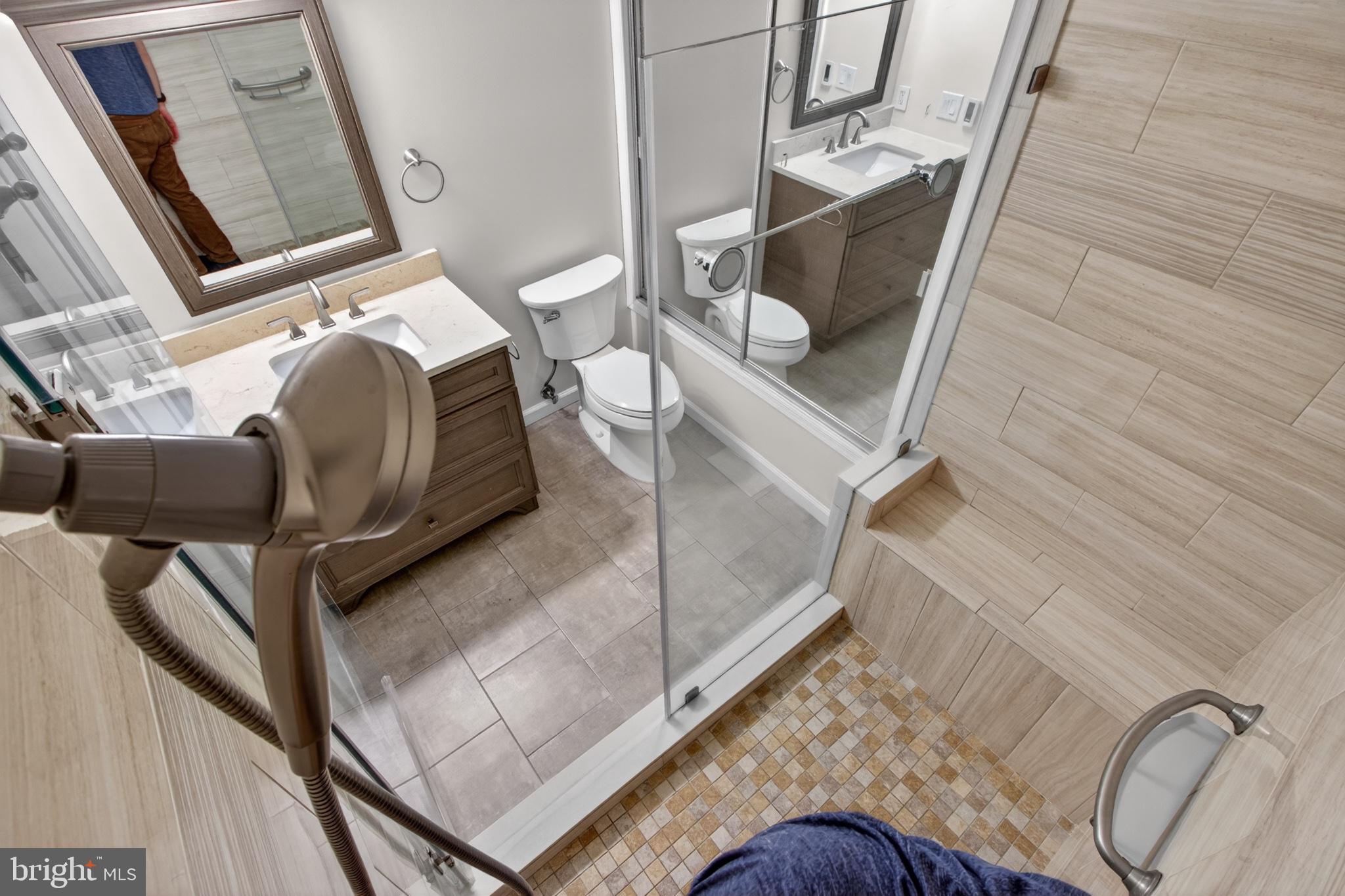 16 Redding Ridge Drive Gaithersburg, MD 20878 - Photo 29 of 53 Modern bathroom with sleek design.