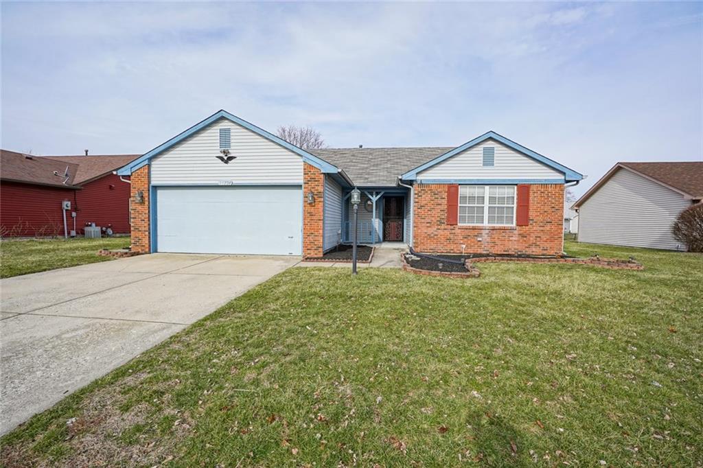 11724 Shannon Pointe Road Indianapolis, IN 46229 - Photo 1 of 29 Gallery Image 1