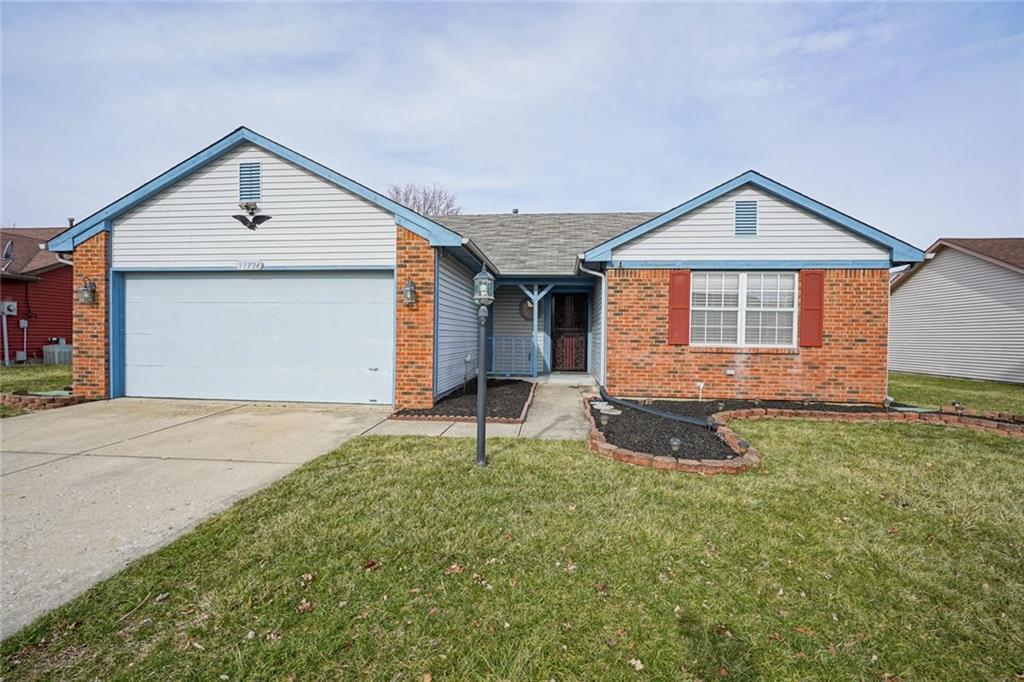 11724 Shannon Pointe Road Indianapolis, IN 46229 - Photo 2 of 29 Gallery Image 2