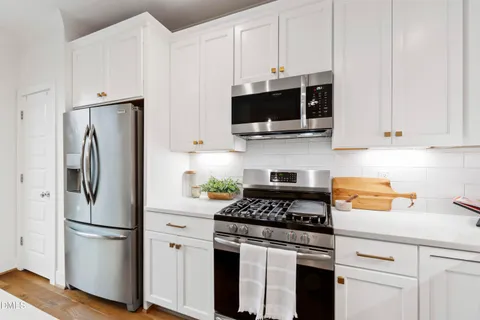 $725,000 | 718 Peakland Place, Raleigh, NC 27604