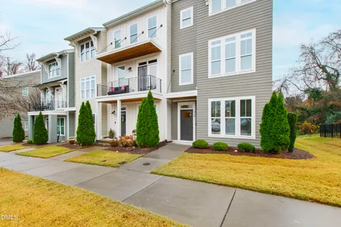 $725,000 | 718 Peakland Place, Raleigh, NC 27604
