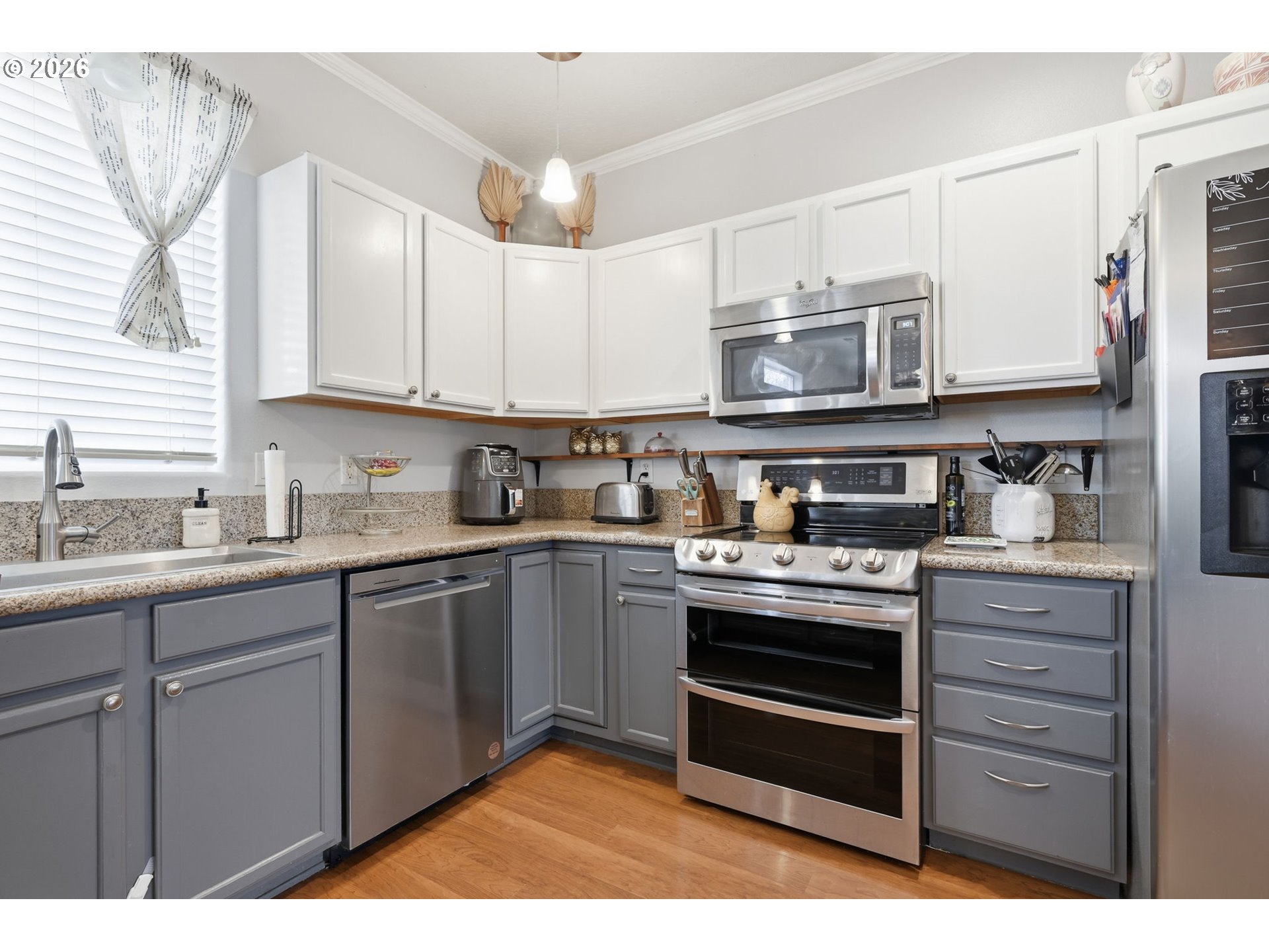 3717 Riviera Eugene, OR 97402 - Photo 9 of 47