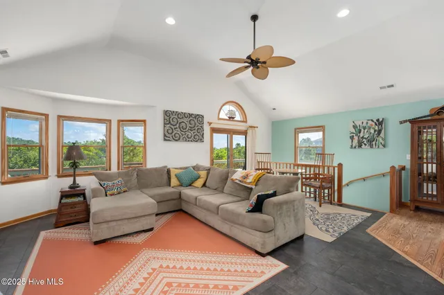 $599,000 | 2324 Ocean Sands Road, Corolla, NC 27927