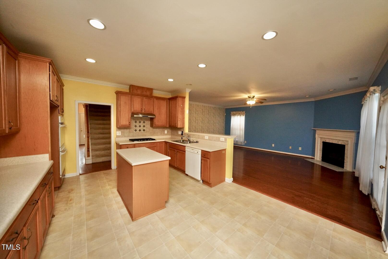1526 Roaring Rapids Road Raleigh, NC 27610 - Photo 9 of 30 DSC05877 2