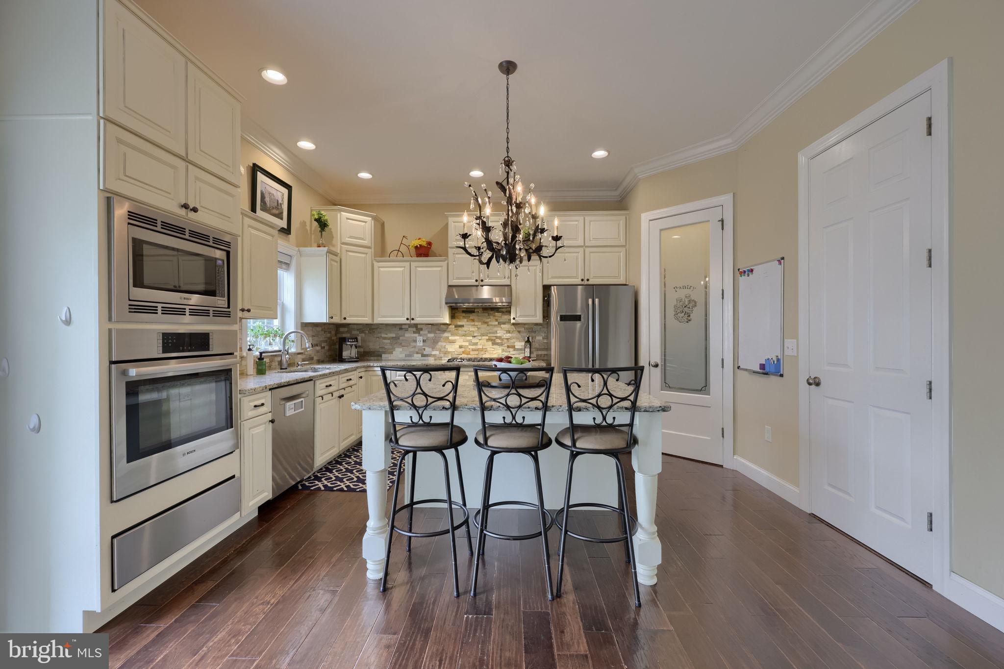 336 Royal Hunt Way Lititz, PA 17543 - Photo 7 of 68