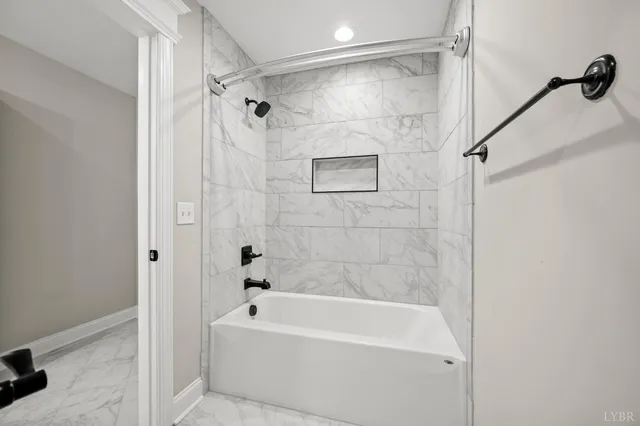 $719,999 | 1759 Lake Manor Drive, Forest, VA 24551