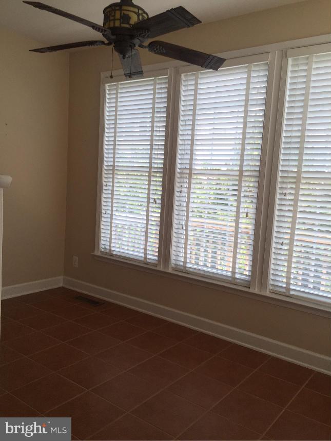 9261 Laurel Ridge Crossing Road Lorton, VA 22079 - Photo 12 of 27 Interior (General)