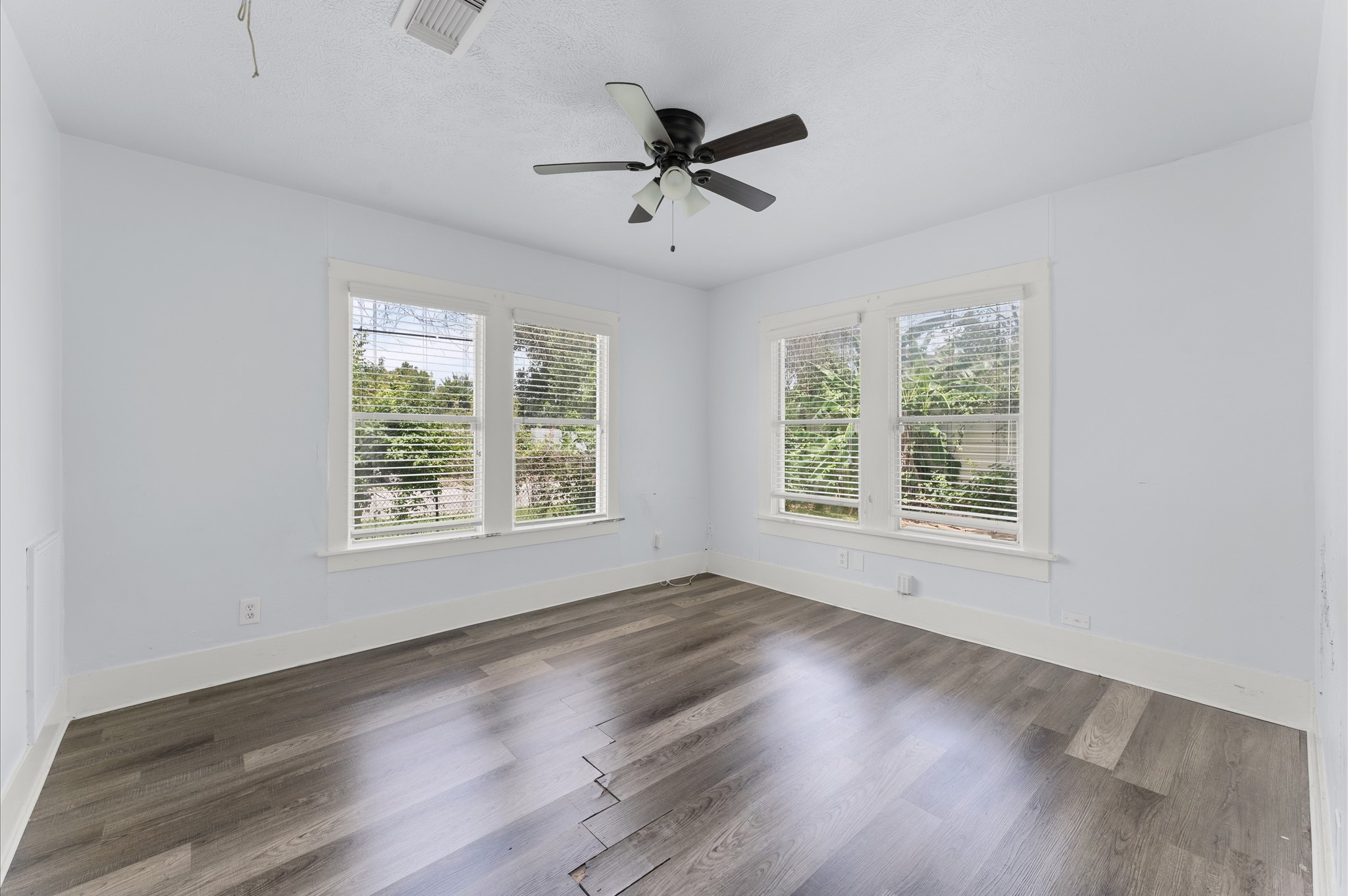 6714 Schuller Road Houston, TX 77093 - Photo 14 of 15