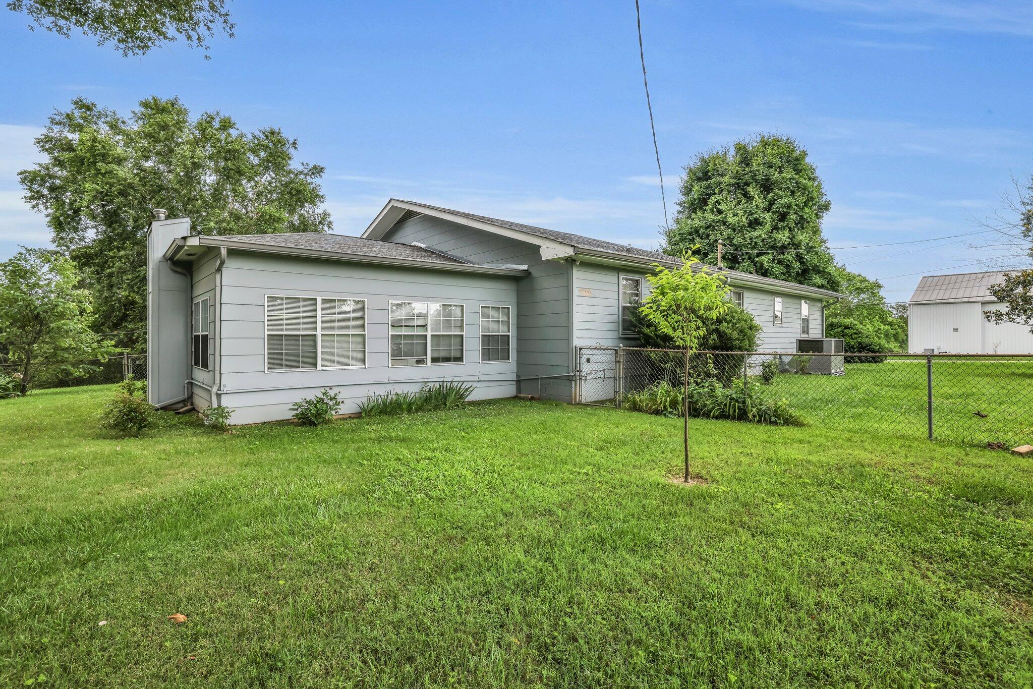 376 Pond Springs School Road Chickamauga, GA 30707 - Photo 5 of 25 8-web-or-mls-376-pond-springs-rd