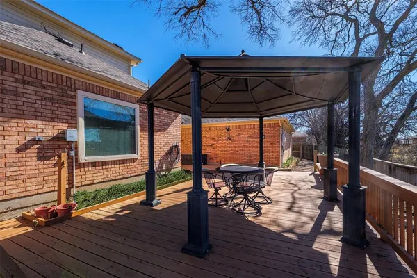 a view of outdoor space yard deck and patio