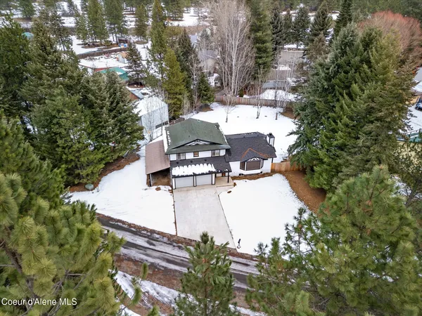 $599,000 | 6933 West Tesemini Drive, Spirit Lake, ID 83869