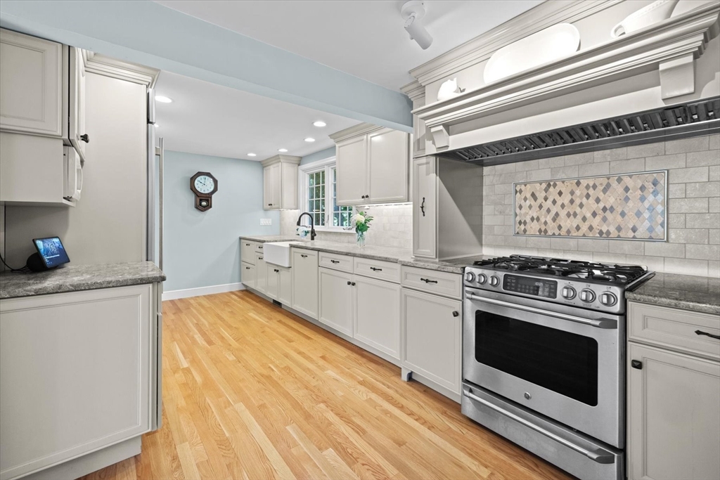 15 Willard Grant Road Sudbury, MA 01776 - Photo 11 of 40