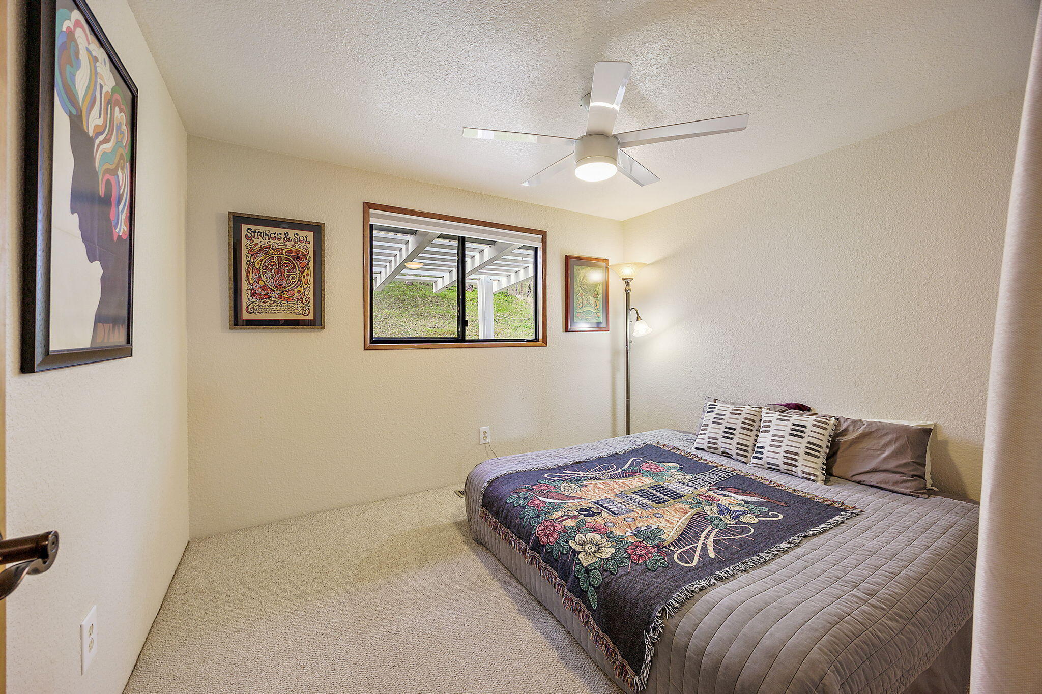 2106 Knowles Road Medford, OR 97501 - Photo 23 of 50 27