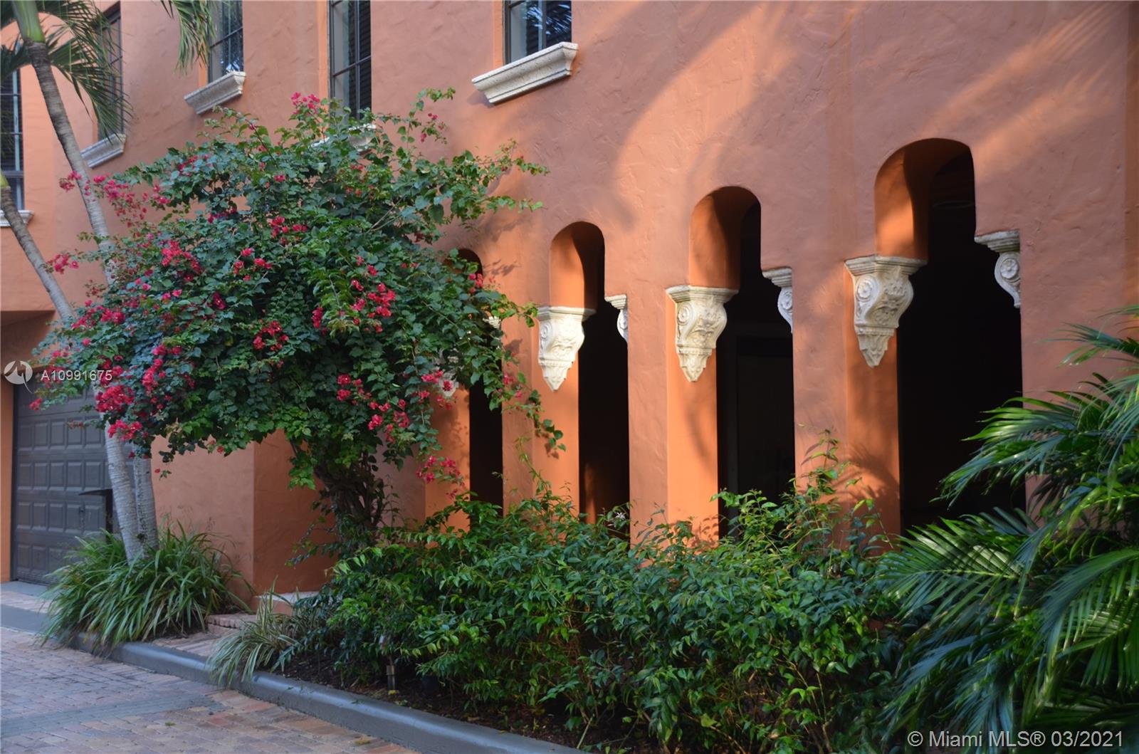 3471 Main Highway, Unit 928 Miami, FL 33133 - Photo 15 of 53