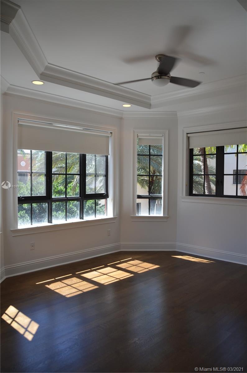 3471 Main Highway, Unit 928 Miami, FL 33133 - Photo 5 of 53