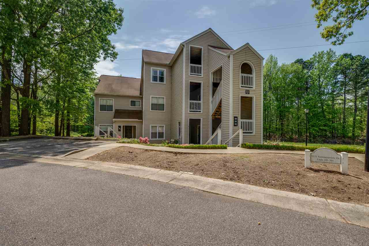 6131 Summer Pointe Place, Unit 301 Raleigh, NC 27606 - Photo 2 of 16 Photo 2