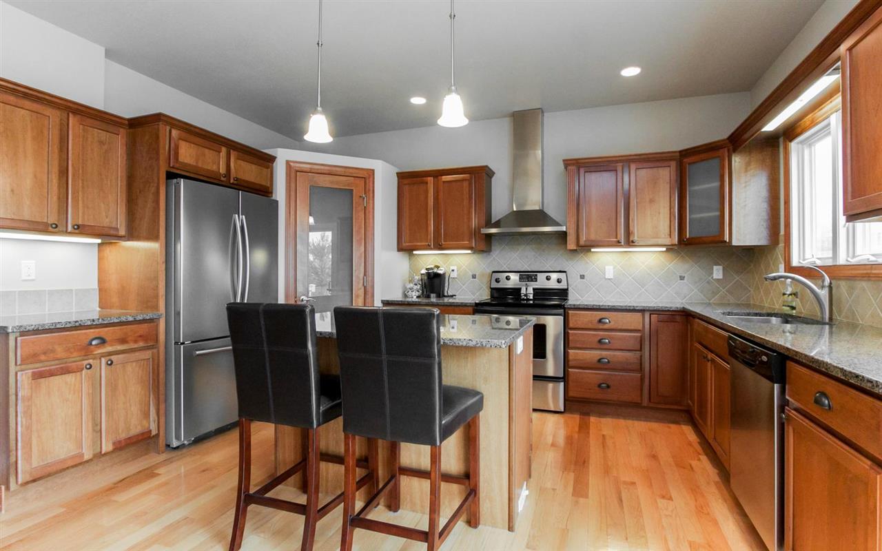 2830 Twinleaf Road Robins, IA 52411 - Photo 7 of 25 Gallery Image 7
