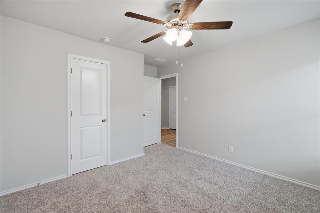 312 Blanco Drive Azle, TX 76020 - Photo 17 of 31