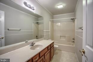 2047 F Raleigh Road Hummelstown, PA 17036 - Photo 21 of 35 Guest Bath