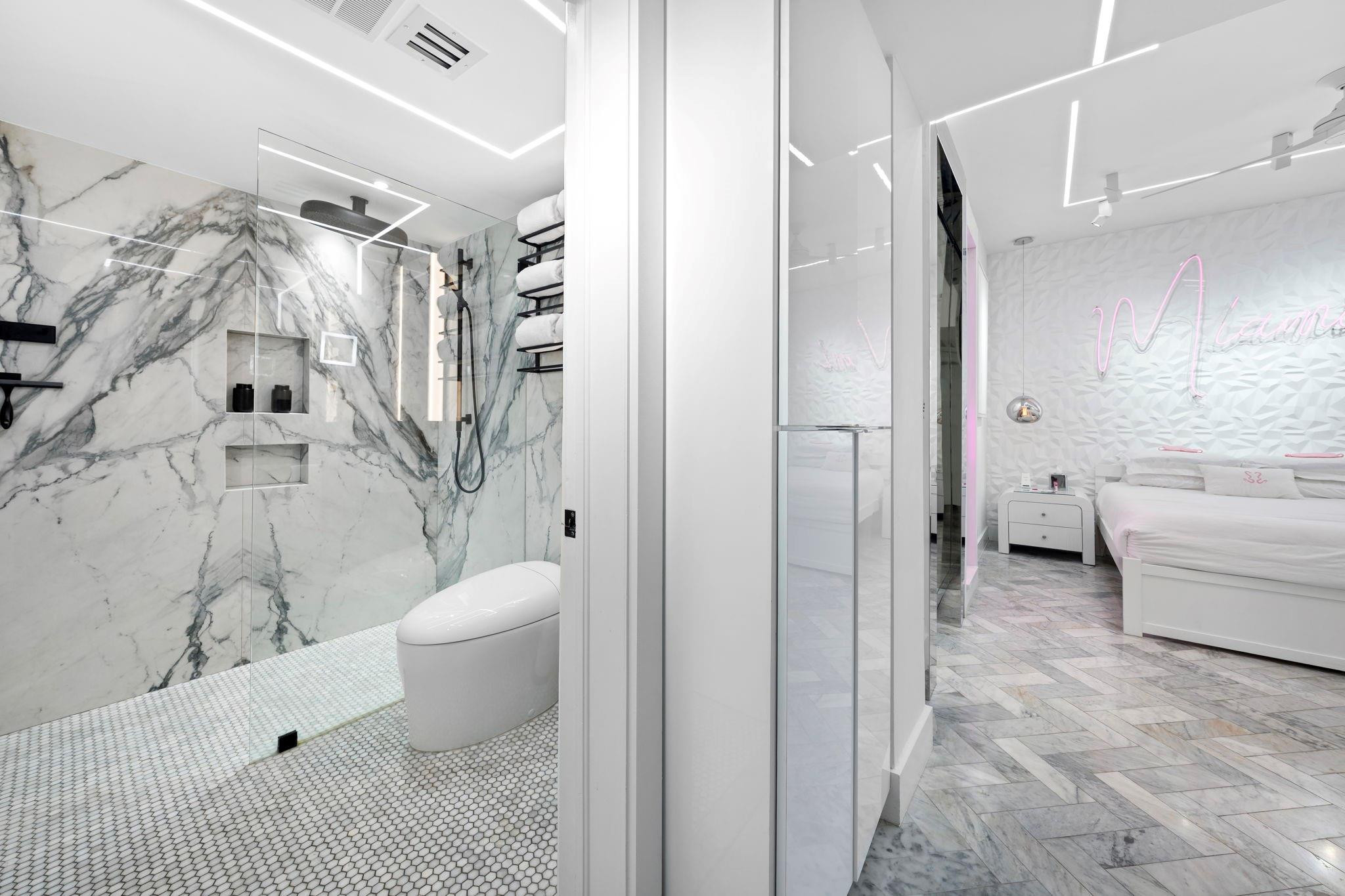 124 11th Street Miami Beach, FL 33139 - Photo 21 of 93 Photo 21