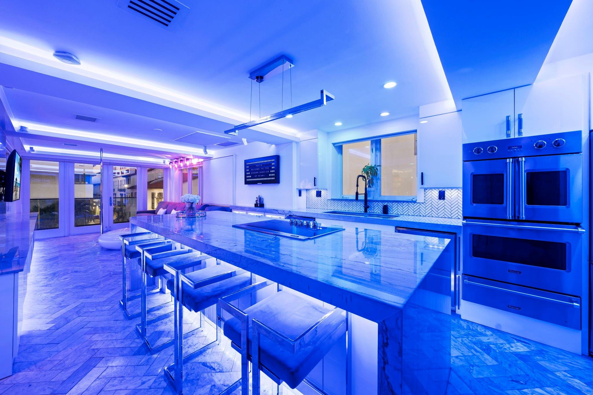 124 11th Street Miami Beach, FL 33139 - Photo 32 of 93 Photo 32