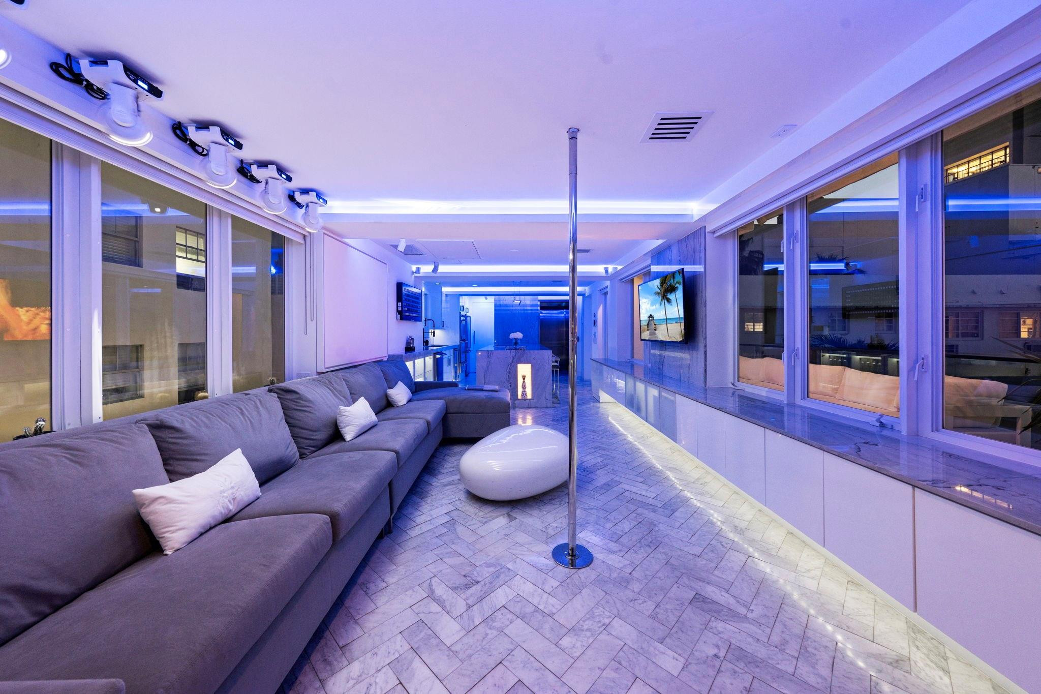 124 11th Street Miami Beach, FL 33139 - Photo 34 of 93 Photo 34